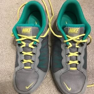Women’s Nike Flex TR2